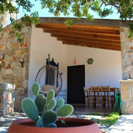 Karaincirevleri Muestakil Tas Ev Casa de Férias *