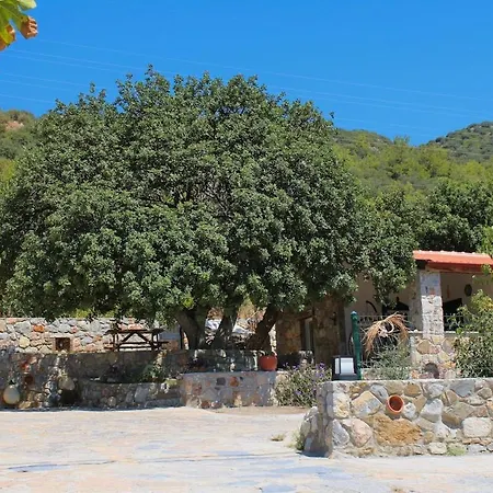 Holiday home Karaincirevleri Muestakil Tas Ev *